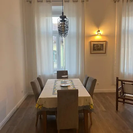 Dvor Appartement *